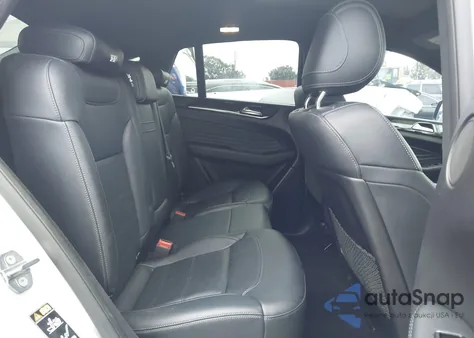 2019 Mercedes-Benz Amg Gle 43 Coupe 4Matic z USA, uszkodzony, nr VIN 4JGED6EB1KA139666